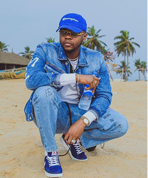 Kizz Daniel and Johnny Drille Prepare For a Collabo