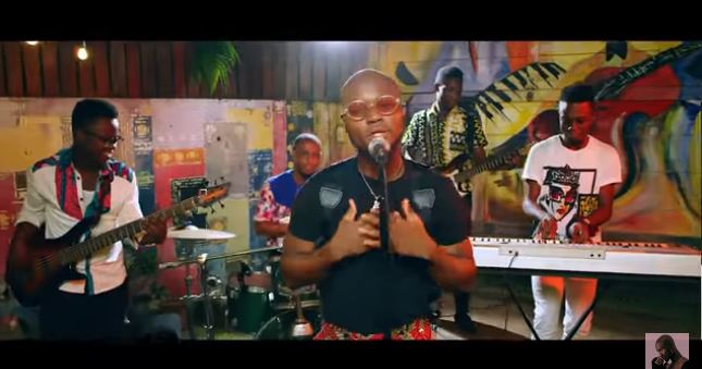 King Promise – Bra ft. Kojo Antwi Video Download