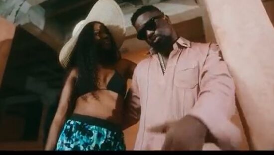 Sarkodie ft. Rudeboy – Lucky Video Download