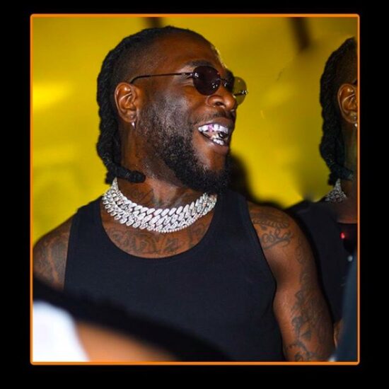 Burna Boy do the soapy dance on the street. [Watch]