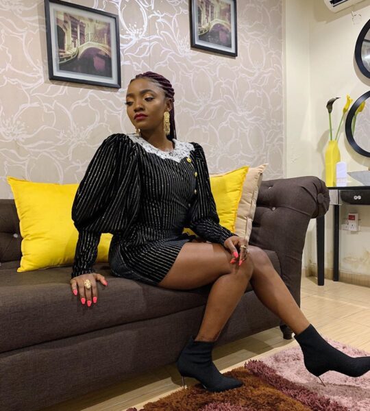 Simi Eventually Shows Off Baby Bump