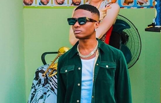 Wizkid Jokes about Getting Rihanna Pregnant