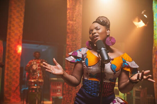 Yemi Alade - Poverty (Live Session) [Video]