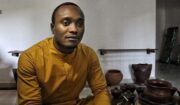 Brymo brags about being a 'god' in music