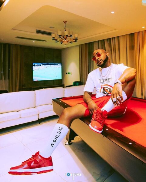 Davido shares how Female Protesters inspired him to join the #EndSars protest