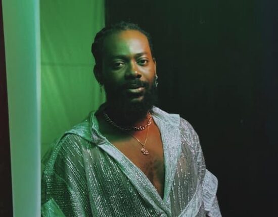 Adekunle Gold – Okay