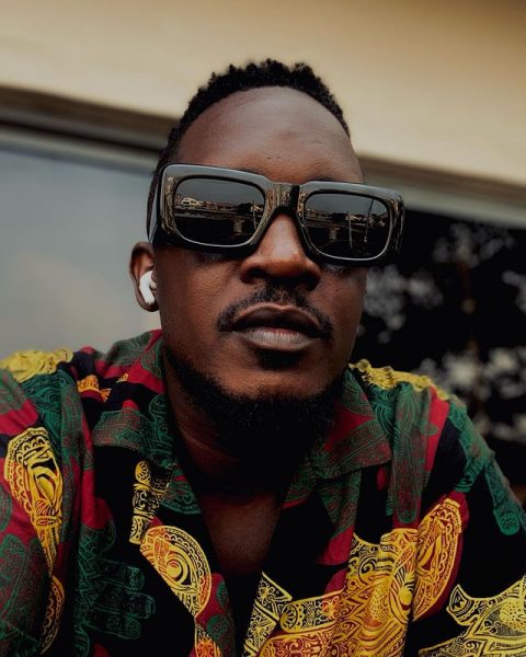 M.I Abaga reacts as a fan say he won't marry until he does