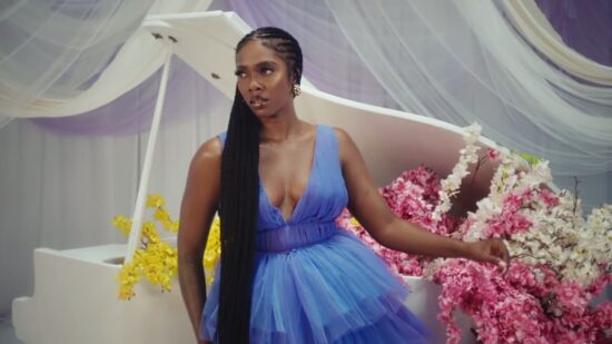 Tiwa Savage ft Davido – Park Well Video