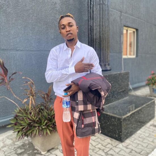 Mega C trends on Twitter after rewarding his Laundryman for returning his 500 dollars