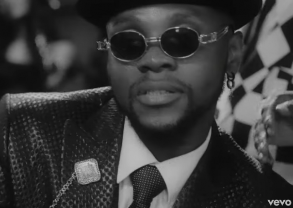 Kizz Daniel Flex Video