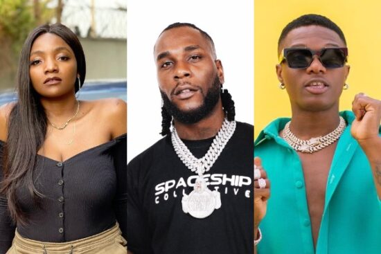 Simi reacts after being slammed for using ‘e choke’ in congratulatory message to Wizkid, Burna Boy