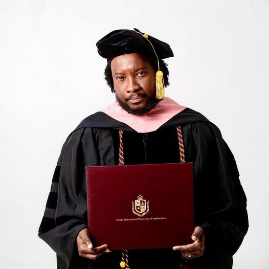 Gospel singer, Sonnie Badu bags Professorship title