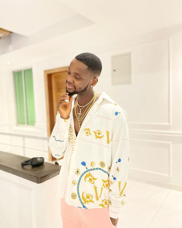 Kizz Daniel gets his first No. 1 with'Lie' in the turntable top 50 chart