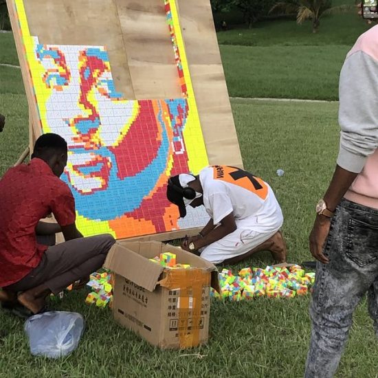 Akwa Ibom Artiste uses 800 Rubik’s cubes to create a portrait of Davido