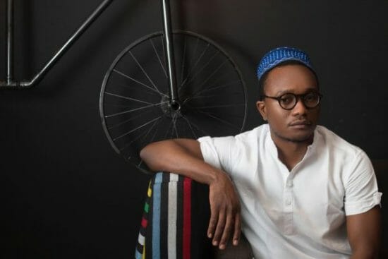 Brymo carpets a troll who mocks him with his scandal