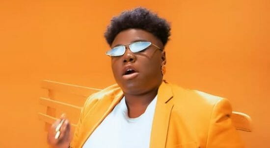 Teni blesses a fan with N500k during a performance