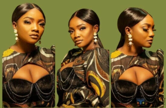 Simi reveals her favourite songs to perform live