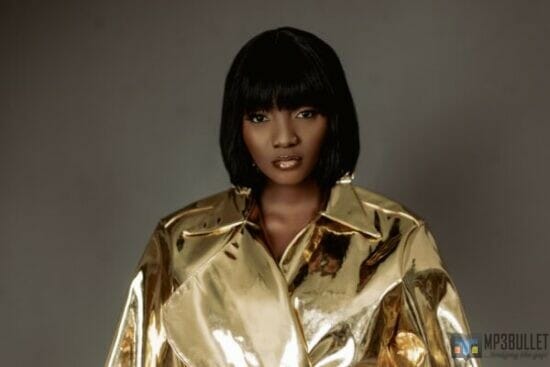 Simi discusses her struggles with fame.