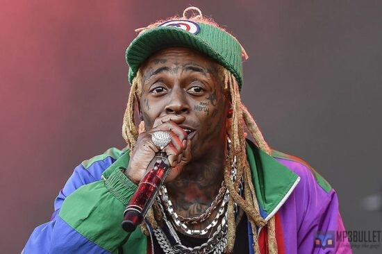 Lil Wayne threatens to end concert after a fan throws object onstage