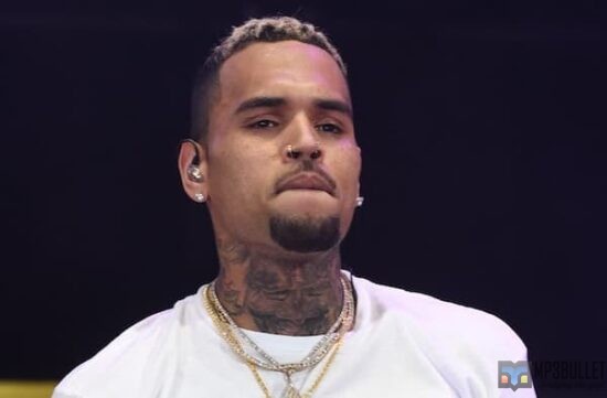 Chris Brown reacts to 2022 Headies win