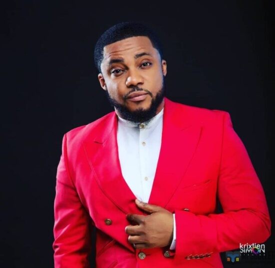 Tim Godfrey recounts how God delivered him from paralysis.