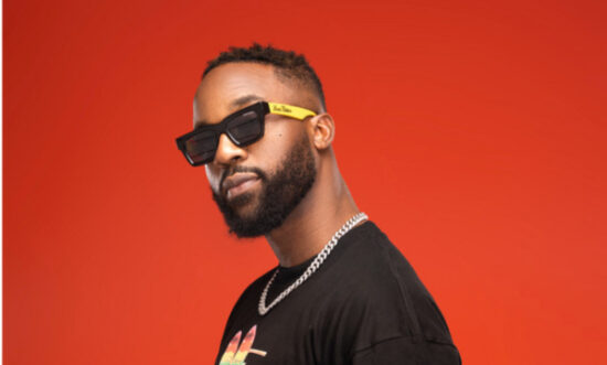 Watch Moment Iyanya Reacts To Fan Slapping His Face With Money