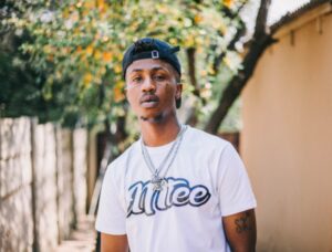 Emtee takes action to increase his security.