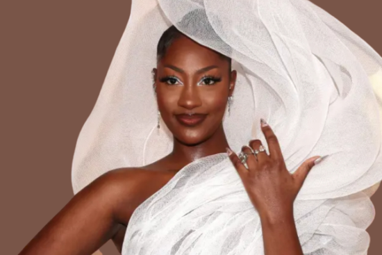 Tems faces backlash as her dress obstructs view at the Oscars.
