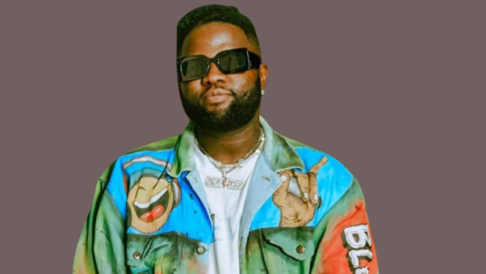 Skales expresses regret over not knowing his father looks like.