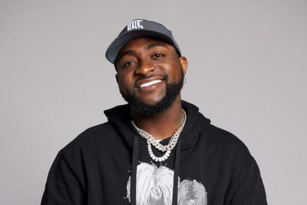 Nigerian lady spills how Davido’s Timeless saved her from paying house rent