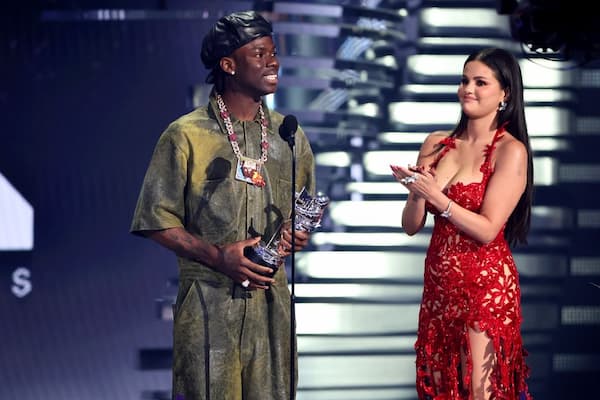 FG congratulates Rema on MTV award