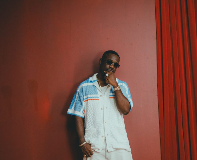 Sarkodie Shares How He Stays Sane Amid Online Chaos