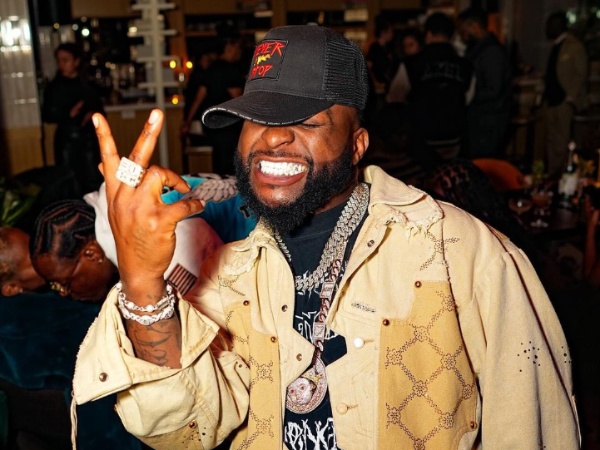 Carter Efe Reveals Davido Will Join His Livestream