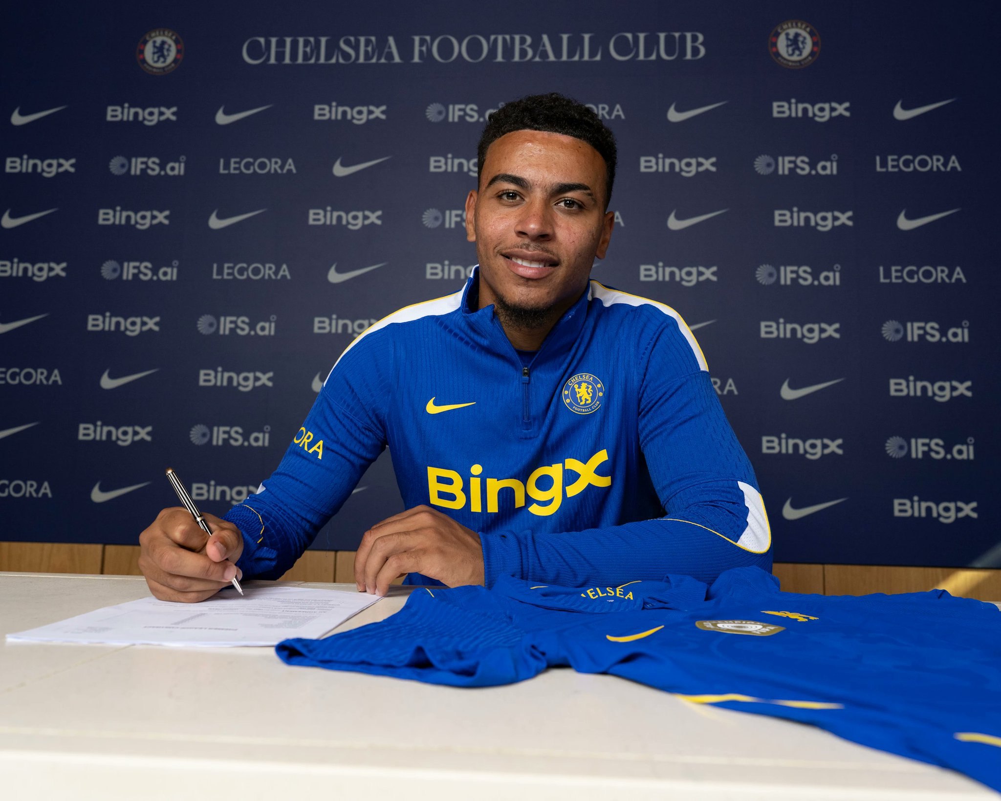 Chelsea Announce Major Morgan Rogers Transfer
